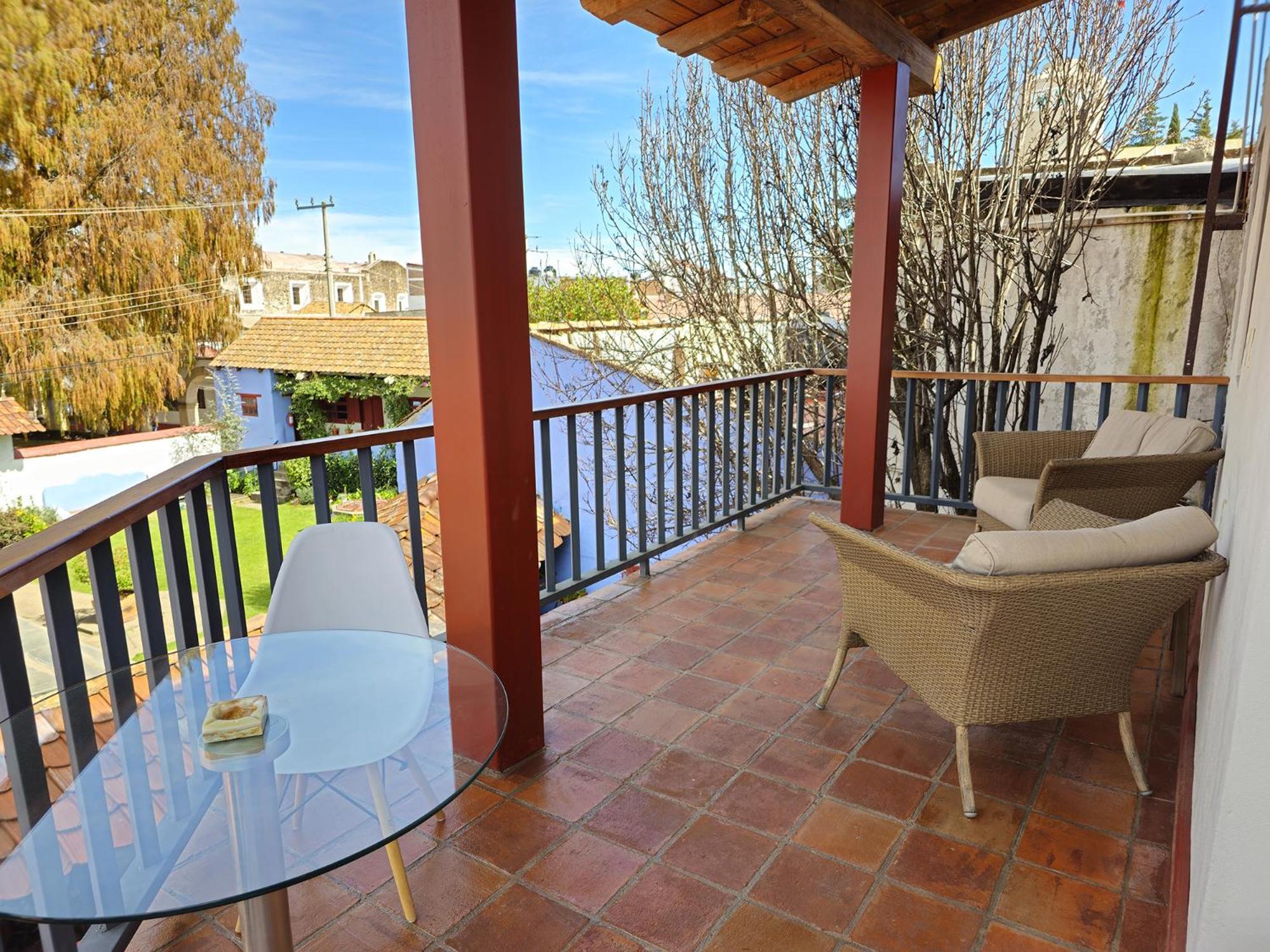 Отель La Casa Azul Huasca & Restaurante La Terraza Уаска-де-Окампо Экстерьер фото