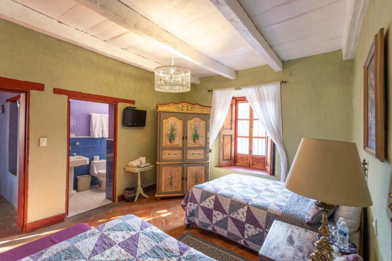 Отель La Casa Azul Huasca & Restaurante La Terraza Уаска-де-Окампо Экстерьер фото